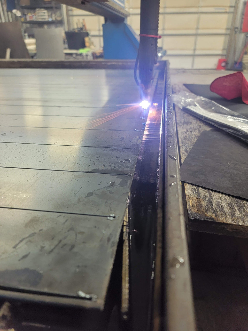 CNC plasma cutting the 16 Plasma Table Cutting Slats 52 × 3 design