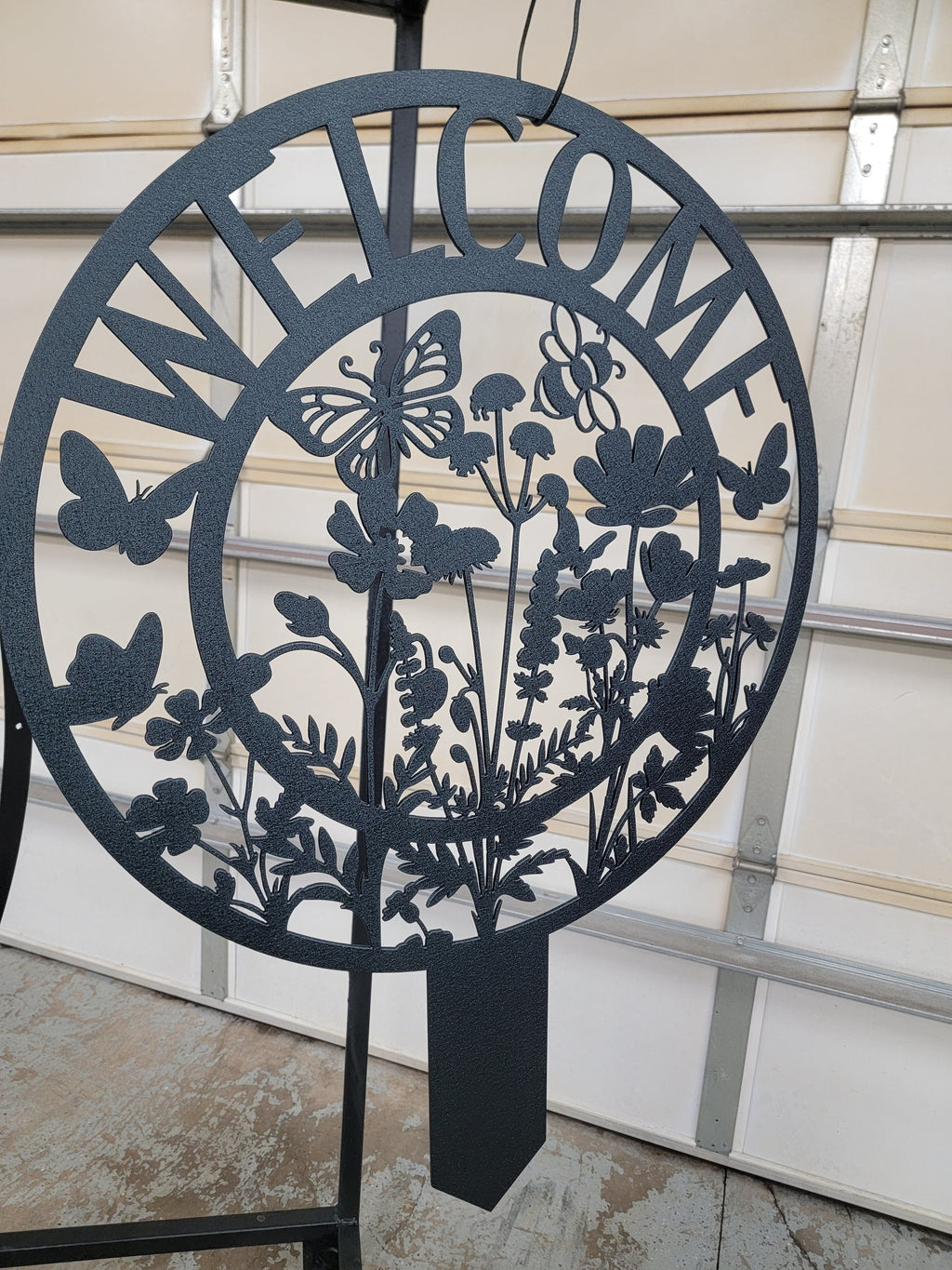 Wildflower Circle Sign, Blank Ring finished metal example (photo 10)