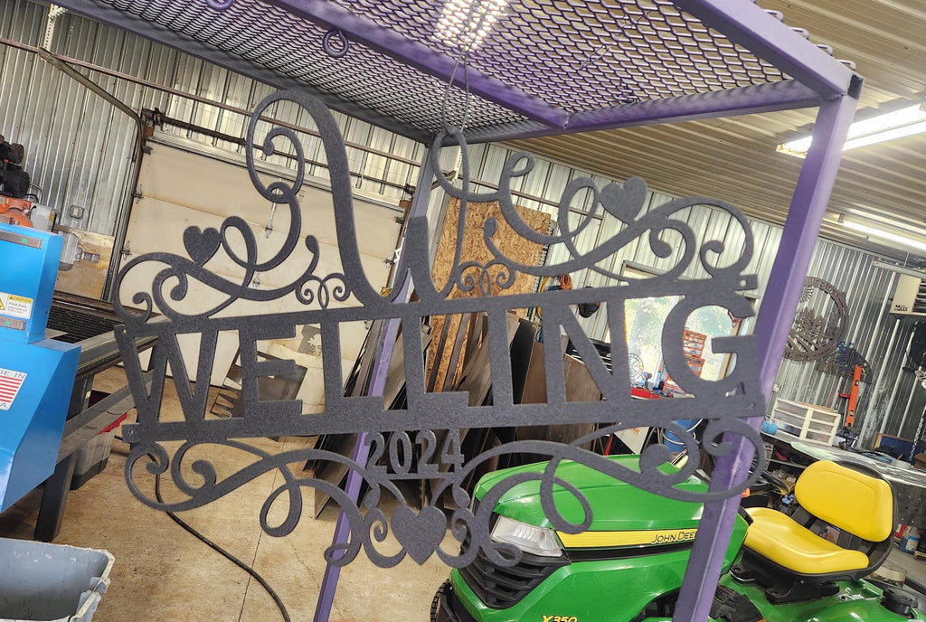 W Scroll Heart Monogram finished metal example (photo 9)