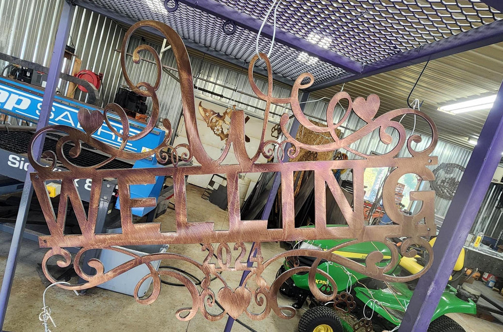 W Scroll Heart Monogram finished metal example (photo 10)