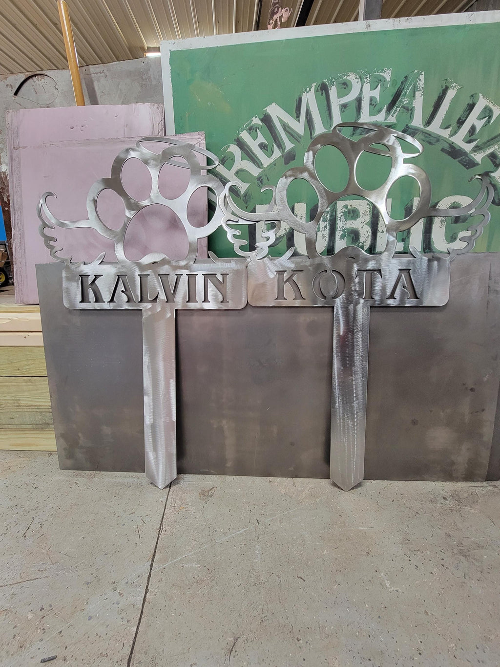 Personalized memorial yard stake with family name