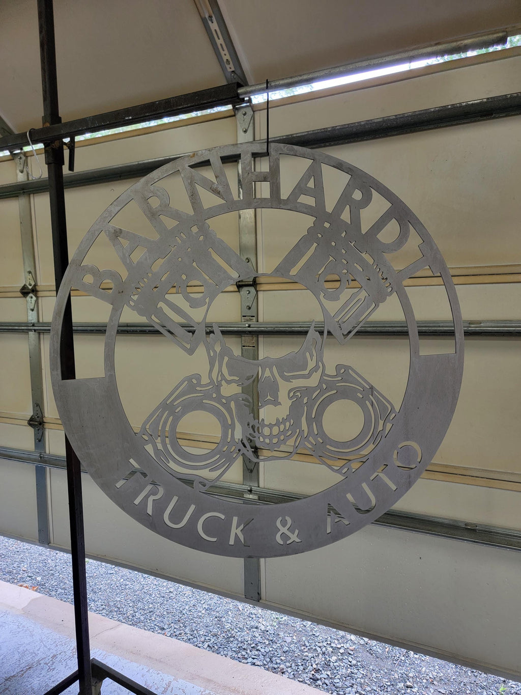 Motor Skull Circle Sign finished metal example (photo 2)