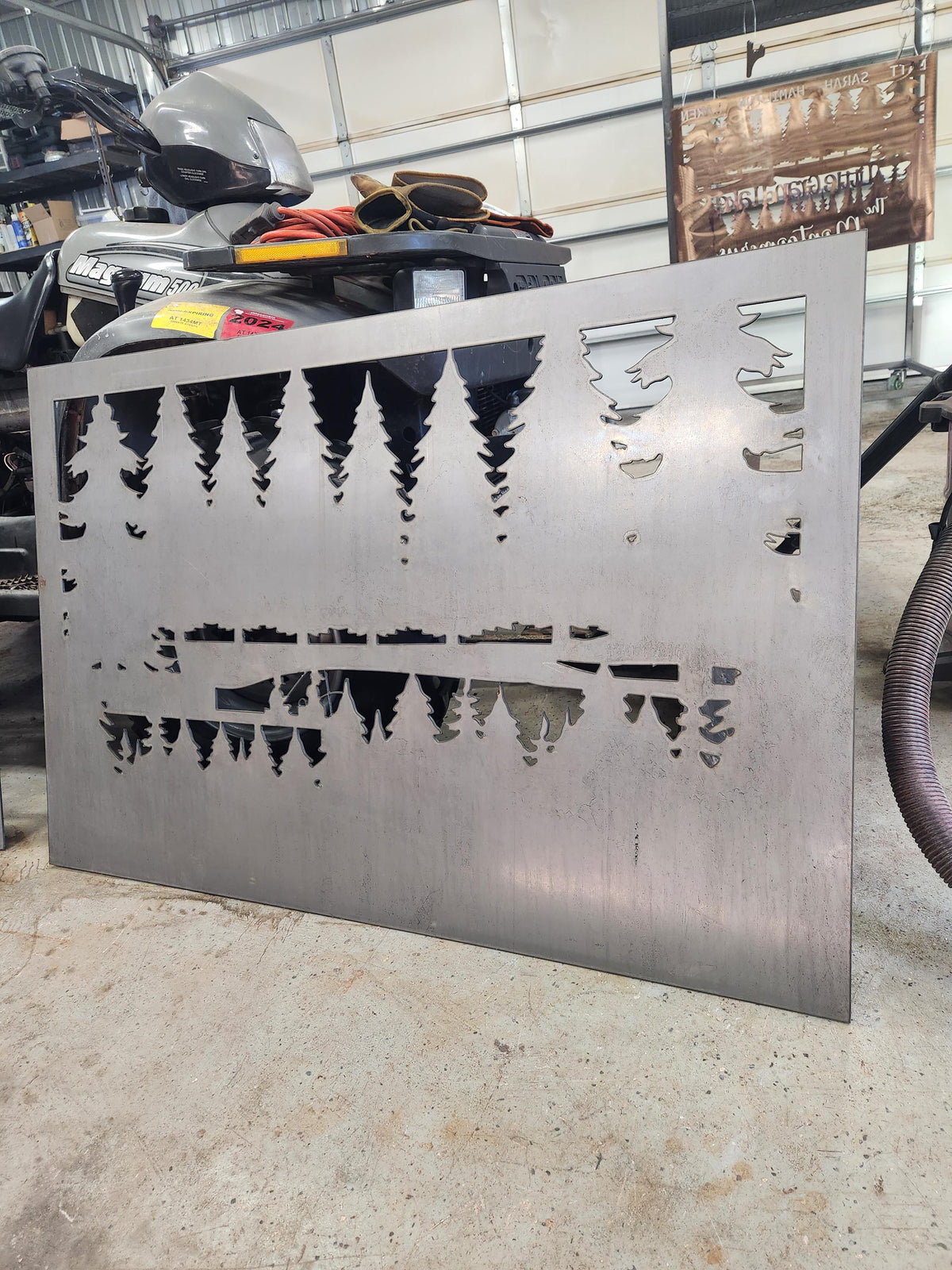 Boys Fishing Forest Panel finished metal example (photo 9)