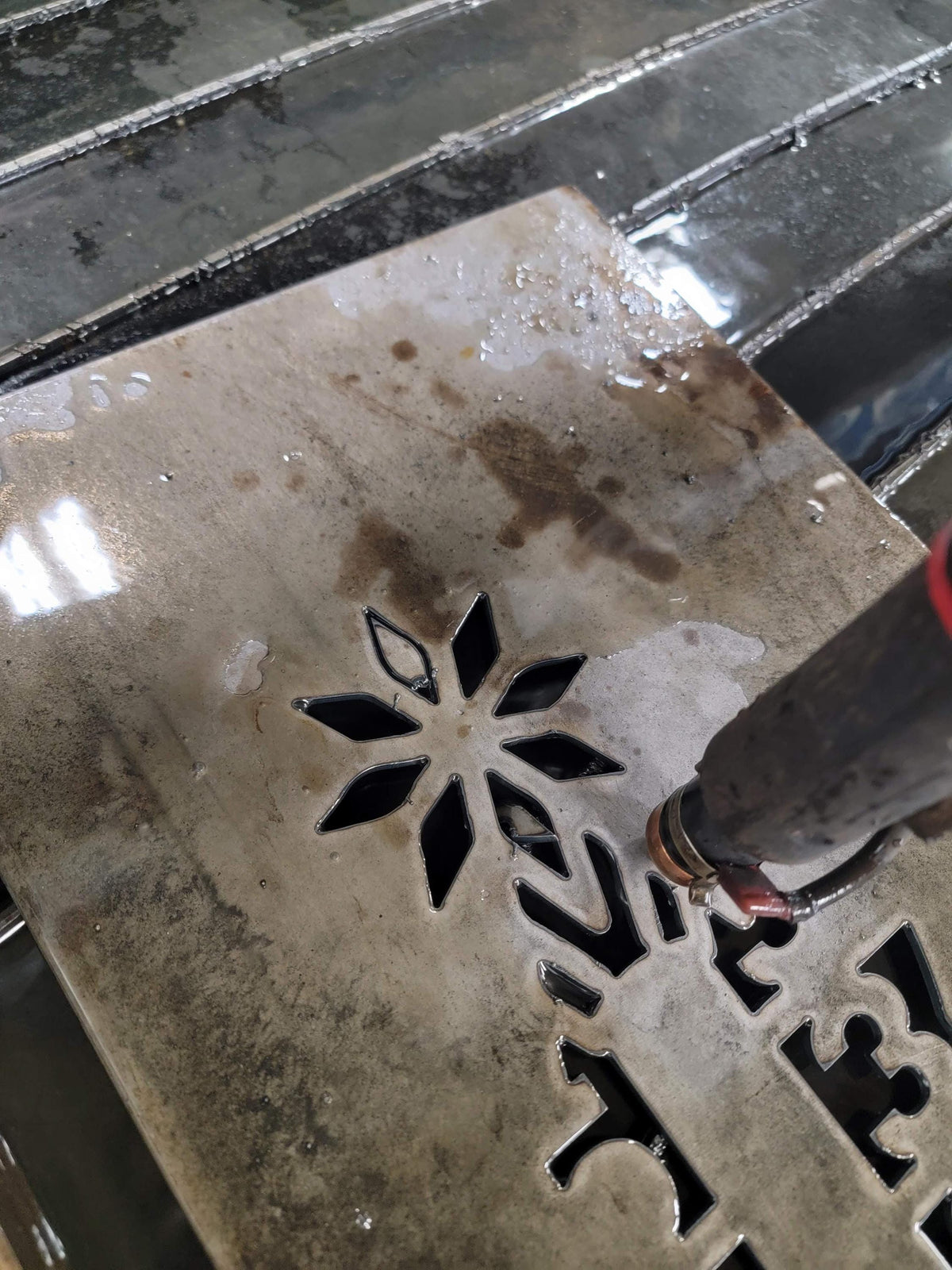 Snow Gauge Measuring Stake finished metal example (photo 10)