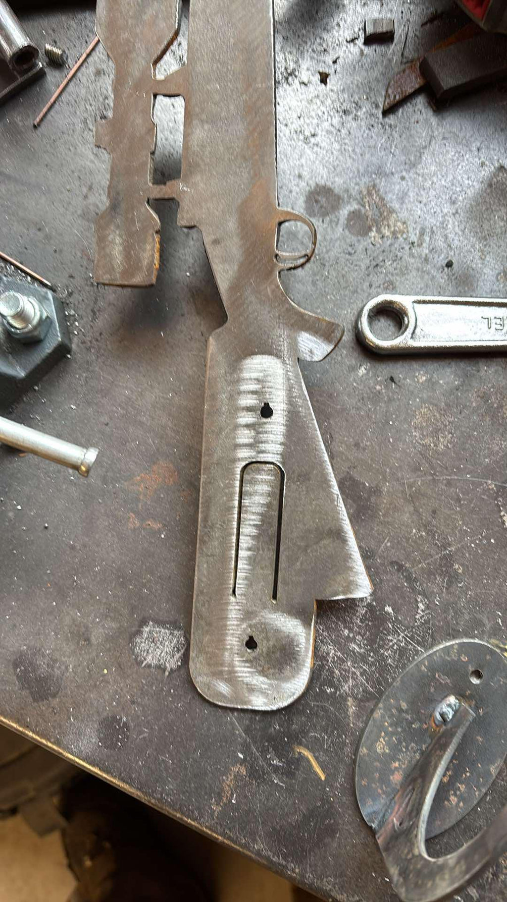 Rifle Skull Mount Hanger finished metal example