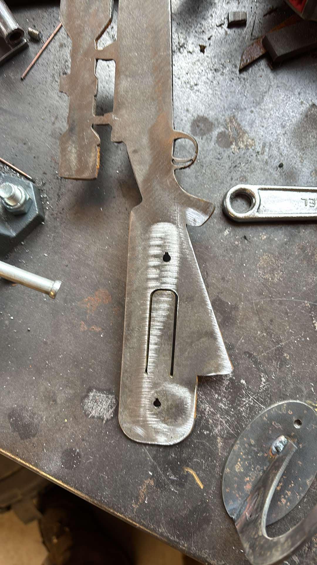 Rifle Skull Mount Hanger finished metal example