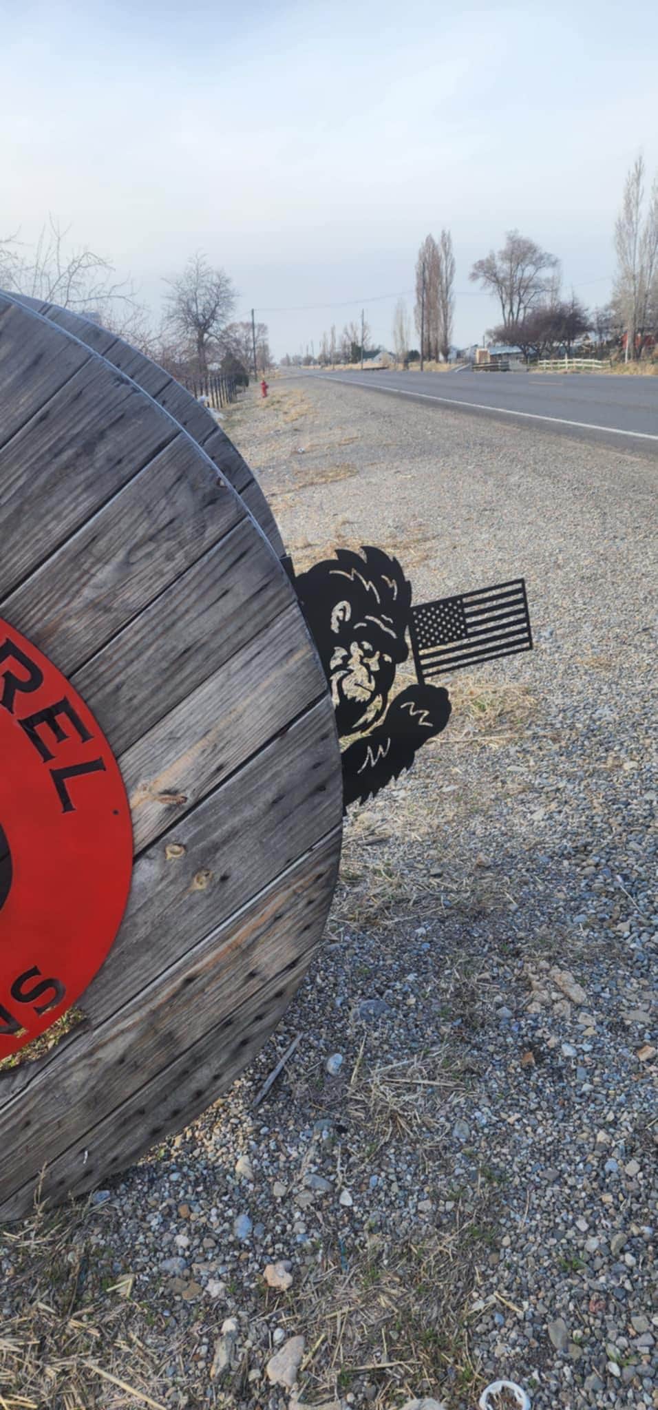 Peekaboo Bigfoot American Flag finished metal example (photo 2)