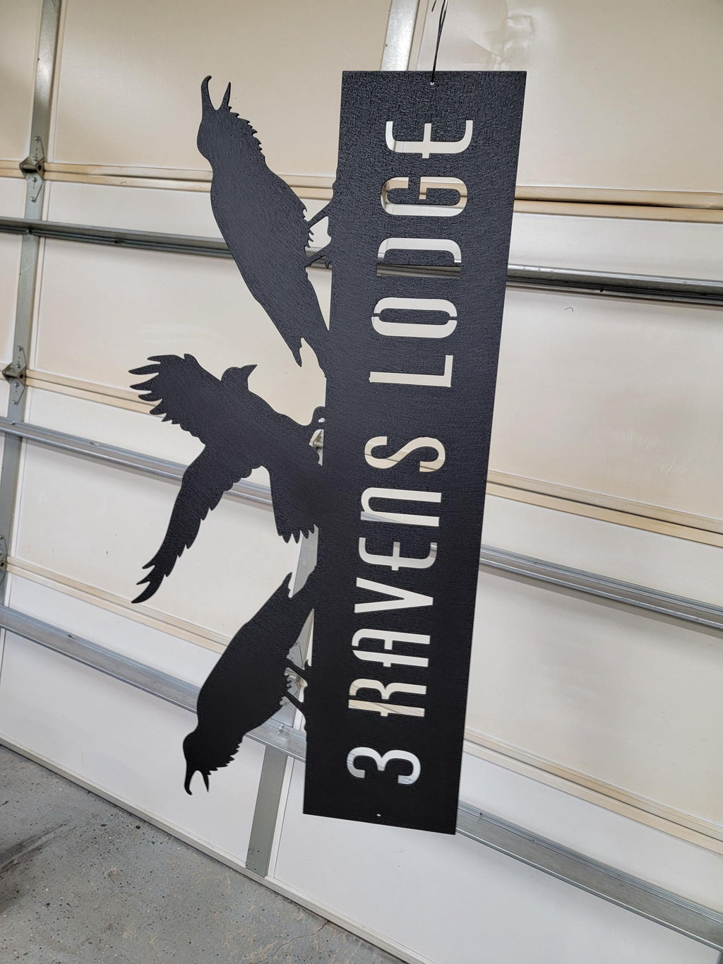 Three Ravens Lodge finished metal example (photo 9)
