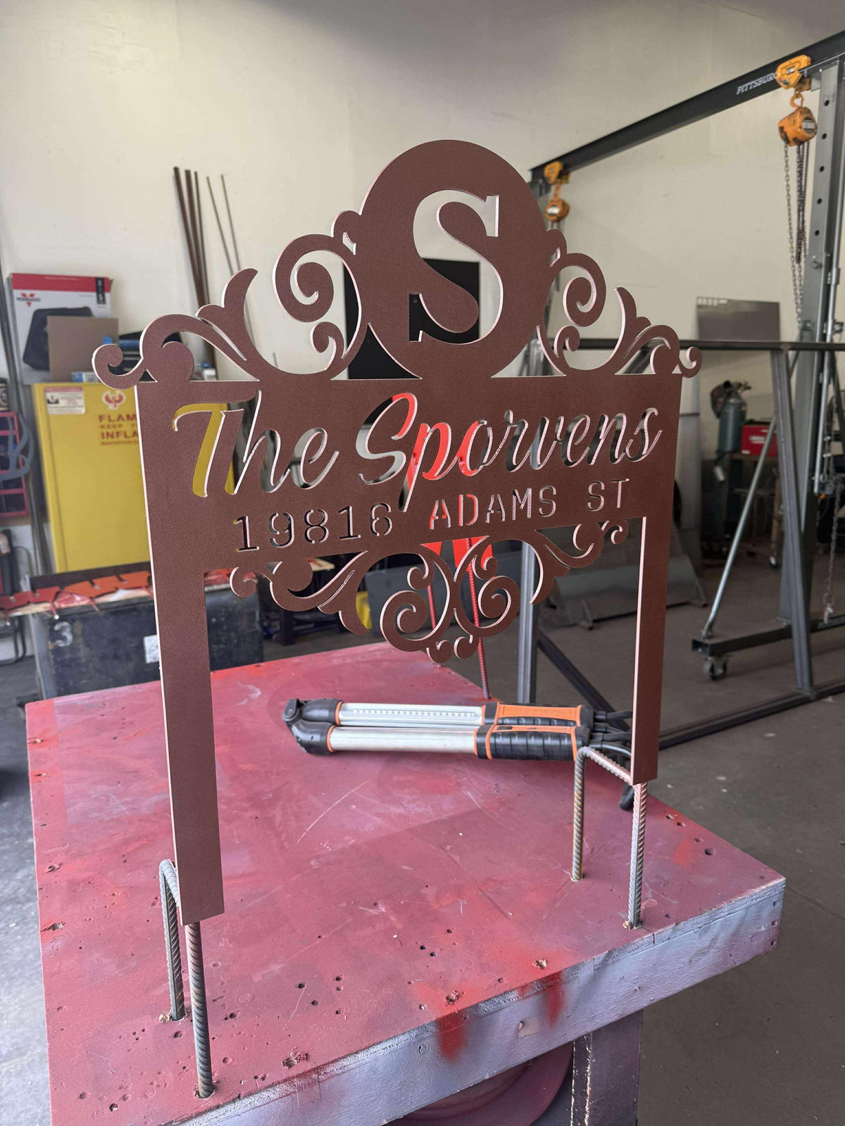 A–Z Monogram Yard Signs finished metal example (photo 10)